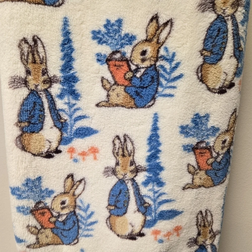 Peter Rabbit Decorative Throw Blanket